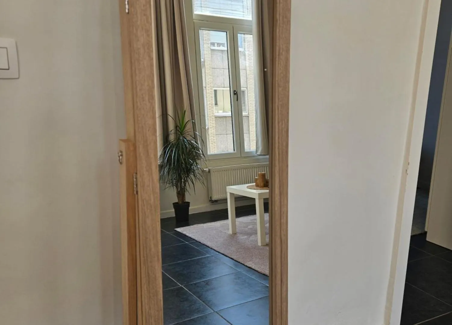 Cozy One-Bedroom Apartment Antuérpia Bélgica